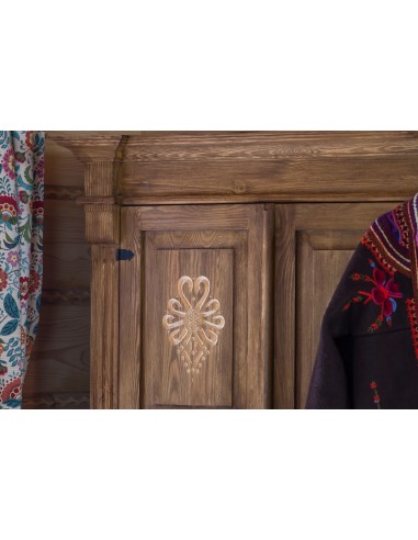 SZAFA WOSKOWANA W STYLU GÓRALSKIM