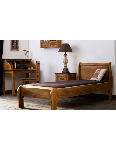 pokój kobiecy z sekretarzykiem