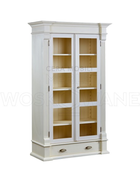 BIAŁA WITRYNA DREWNIANA 2