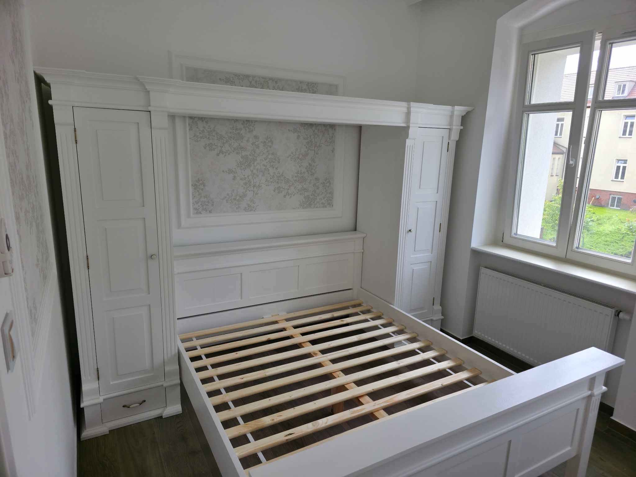 Łóżko drewniane na wymiar